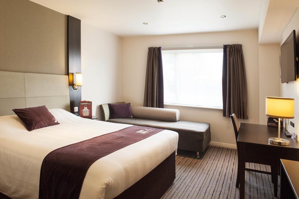 Premier Inn Aberdeen Airport - Dyce Rum bild